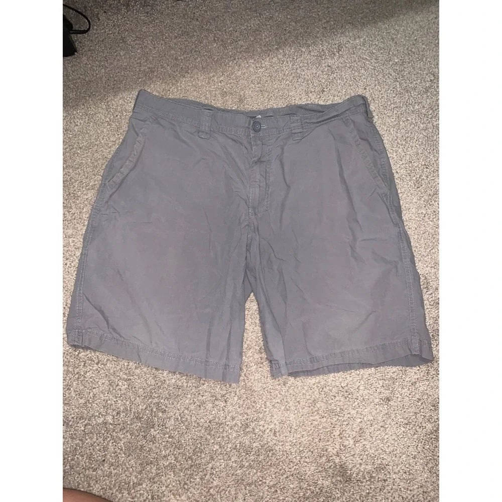 Columbia Mens Gray Hiking Outdoor Shorts Size 36W 10L